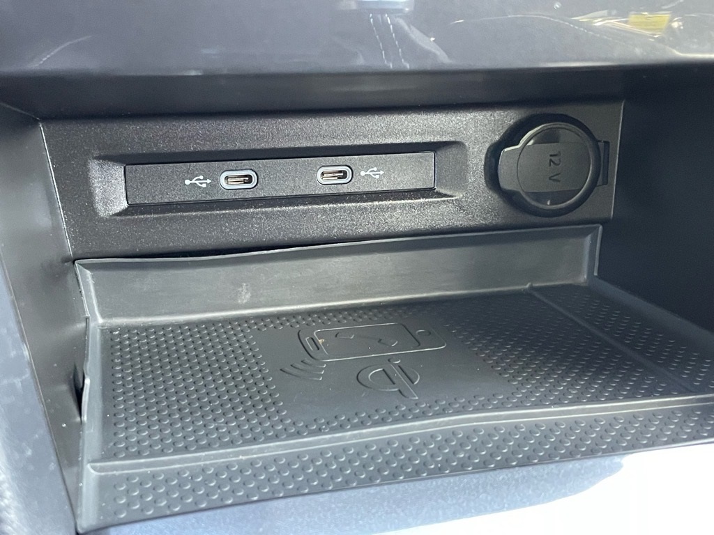 2022 Volkswagen Tiguan SE photo 14