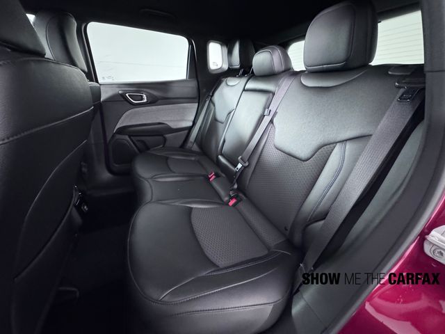 2025 Jeep Compass Latitude photo 17