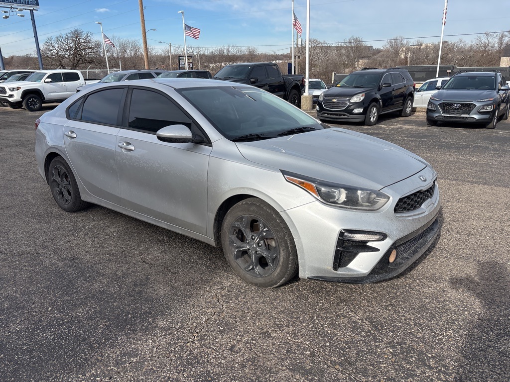 2019 Kia FORTE LXS's photo