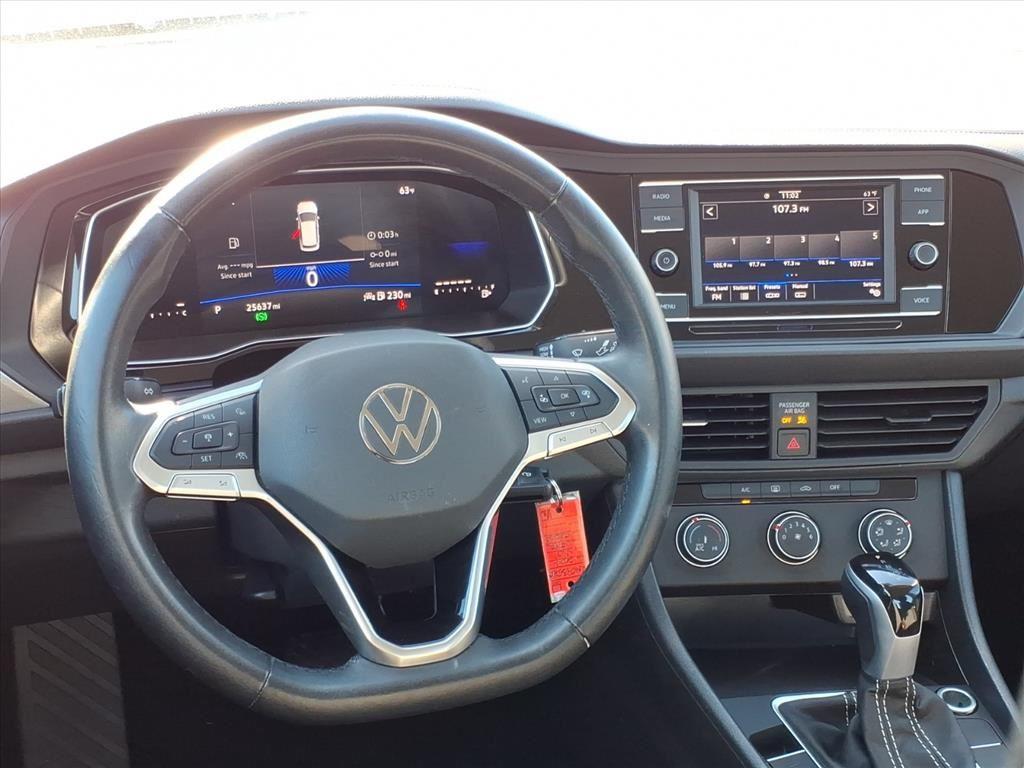 2024 Volkswagen Jetta S photo 2