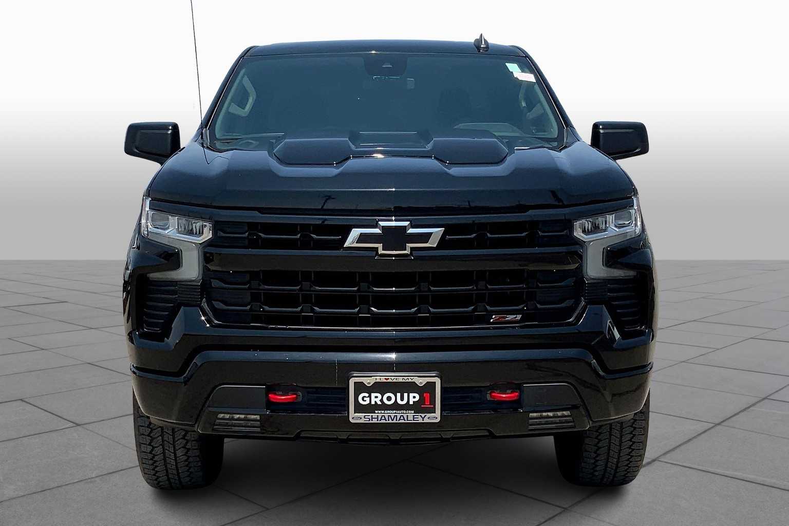2023 Chevrolet Silverado 1500 LT Trail Boss photo 3