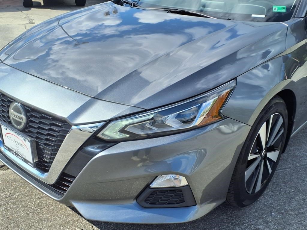 2022 Nissan Altima 2.5 SV photo 3