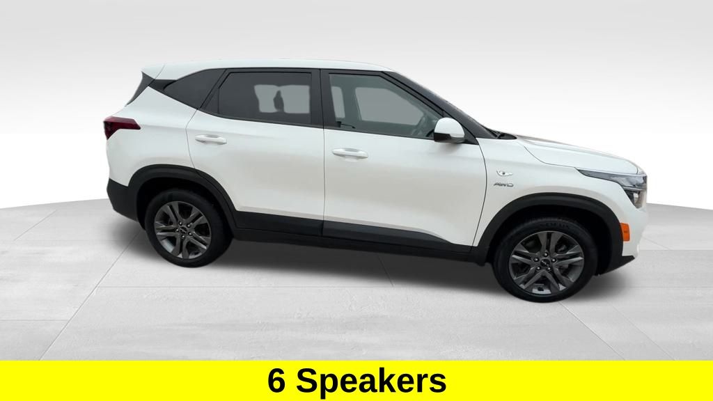 2023 Kia Seltos LX photo 6