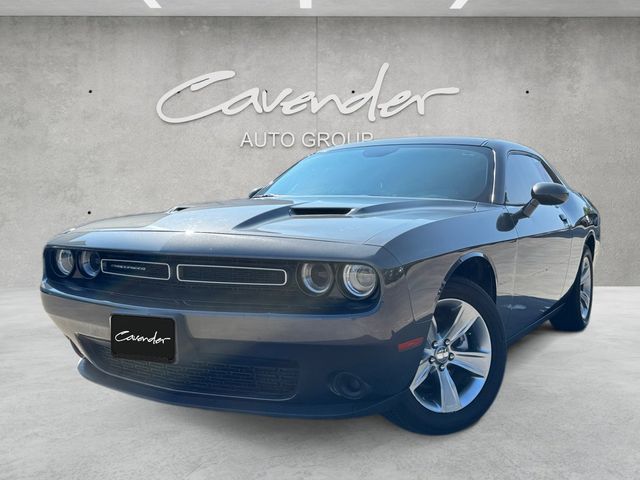 2022 Dodge Challenger SXT