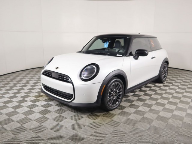 2026 MINI Hardtop 2 Door's photo