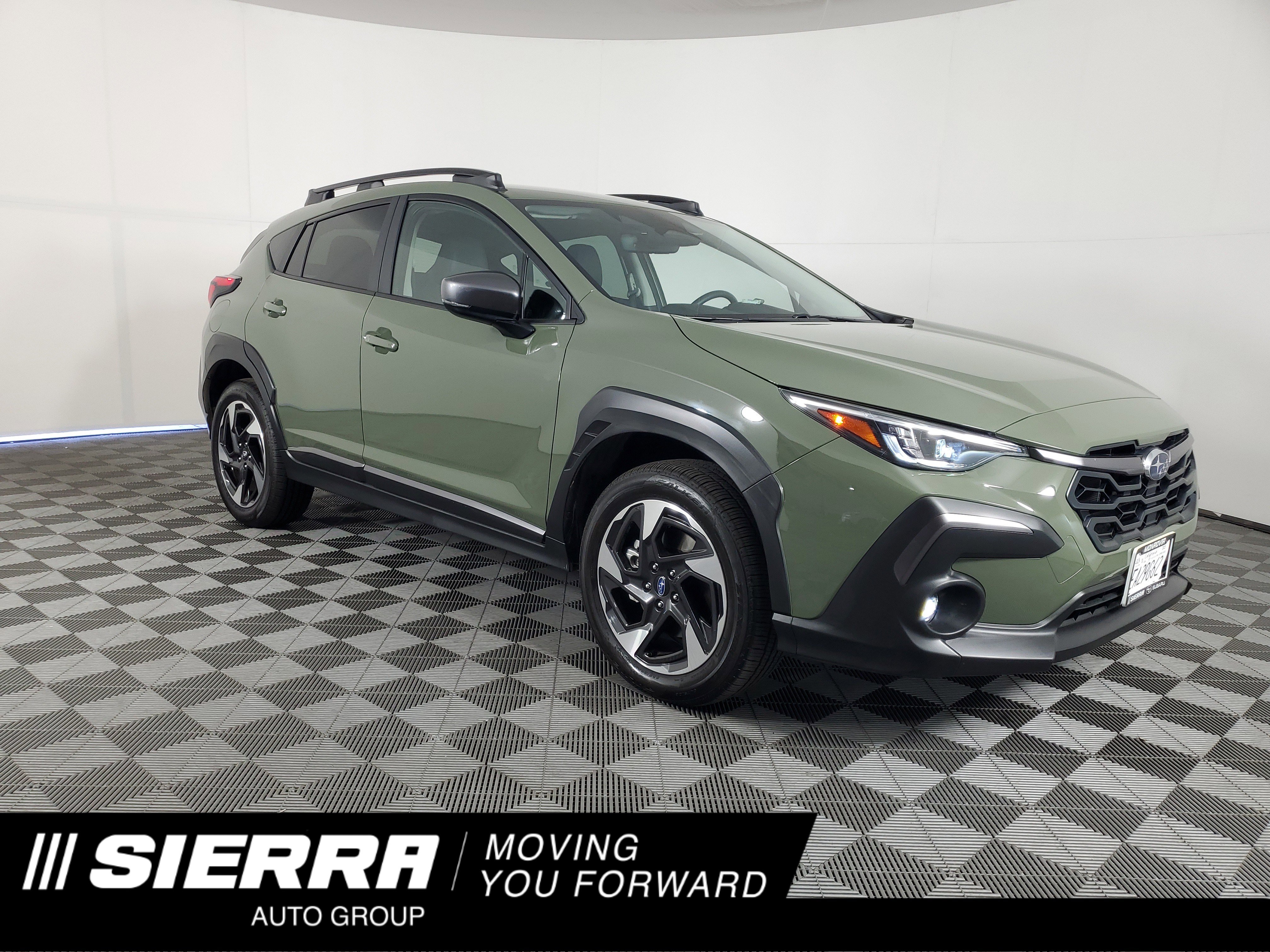 Used 2025 Alpine Green Subaru Limited image 1