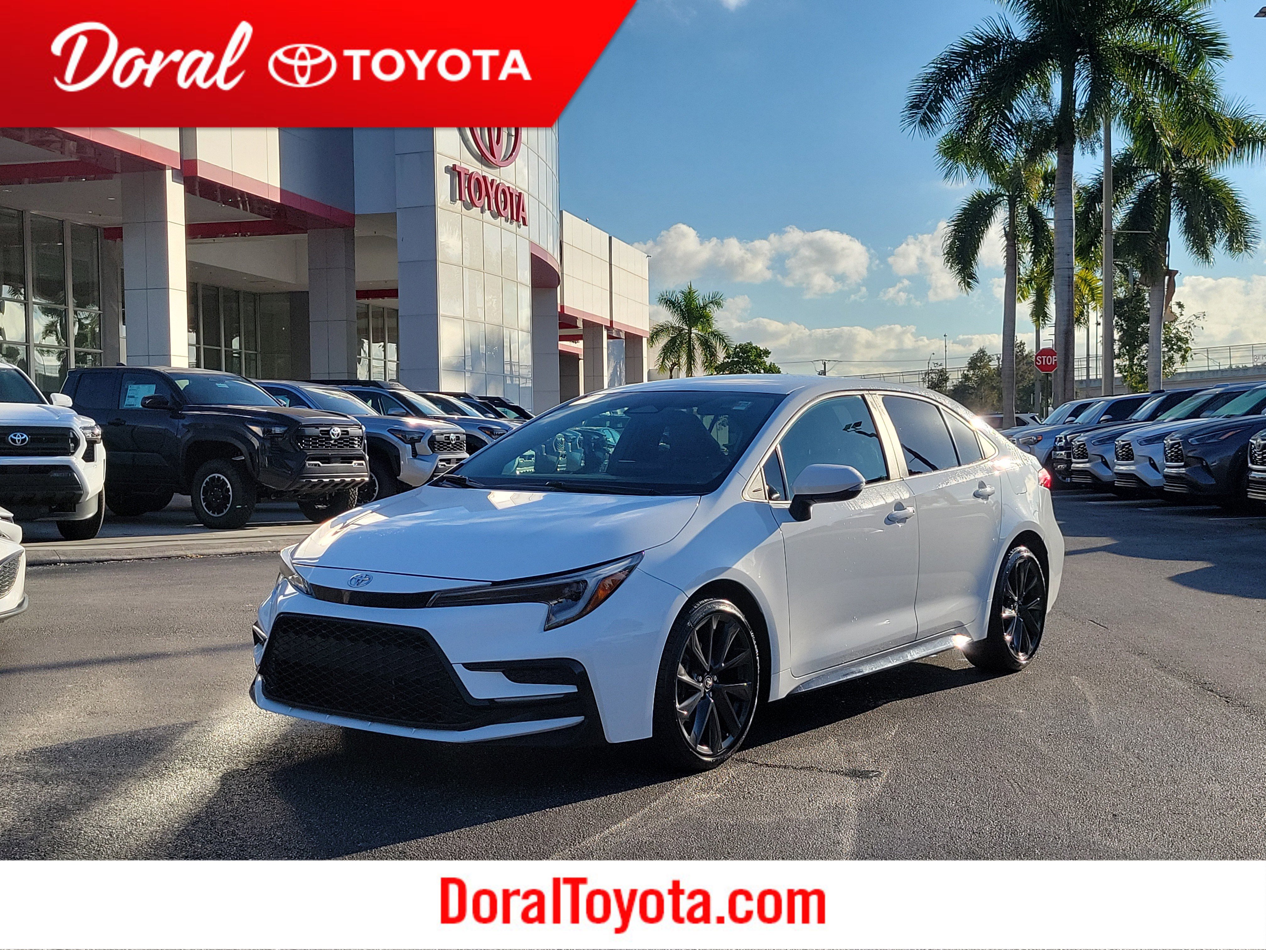 2024 Toyota Corolla SE's photo