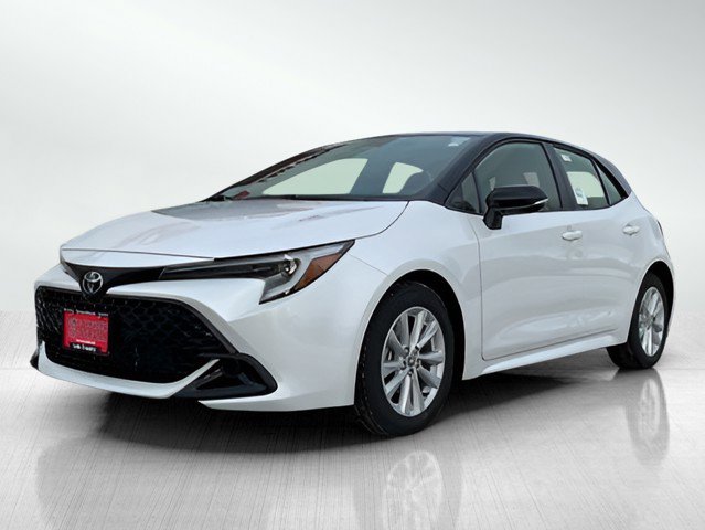 2026 Toyota Corolla Hatchback SE's photo