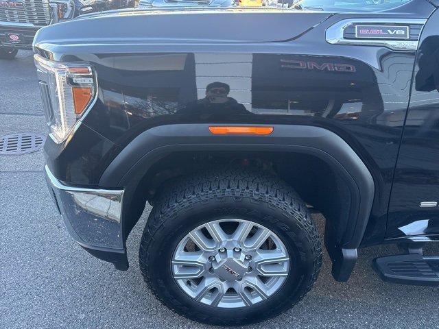 2021 Gmc Sierra 3500 HD SLE photo 4