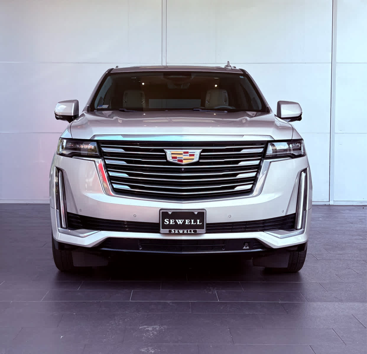 2021 Cadillac Escalade ESV Premium Luxury Platinum photo 2
