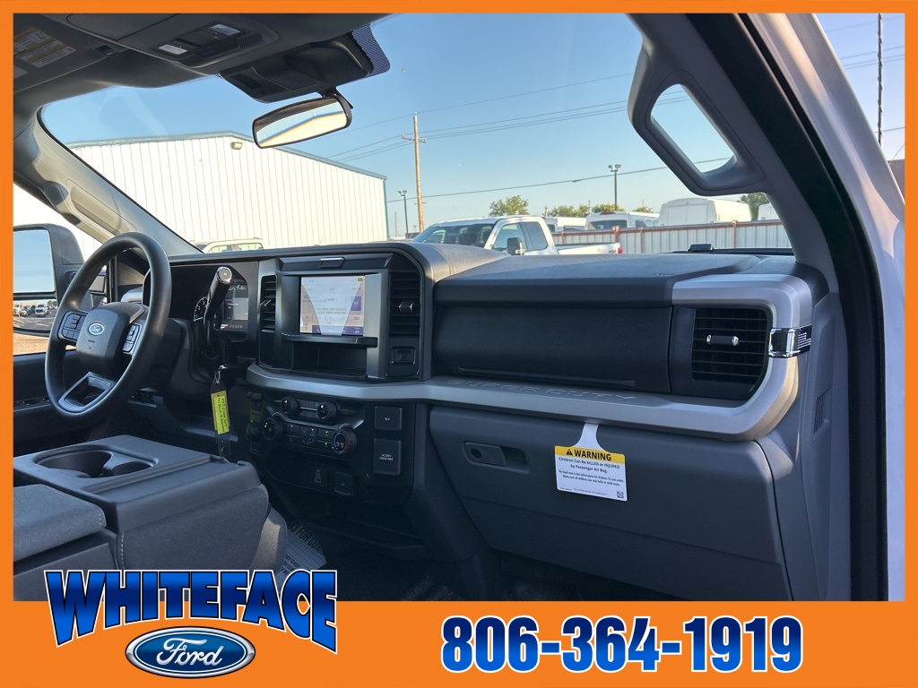 2025 Ford F-350 XLT photo 37