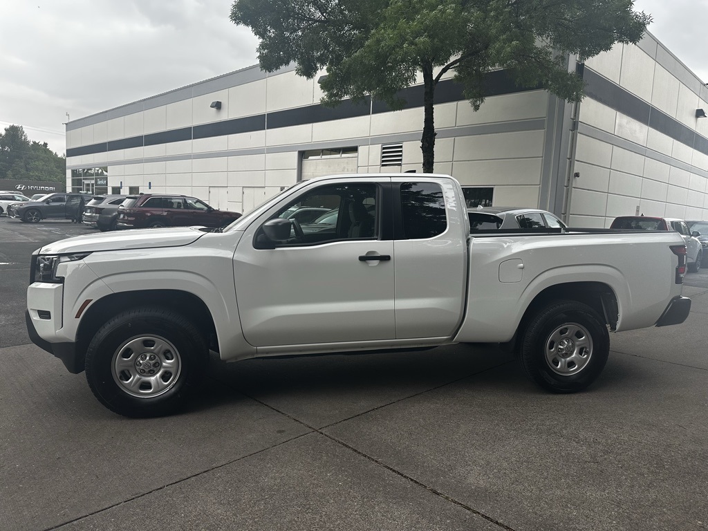 2023 Nissan Frontier S photo 3