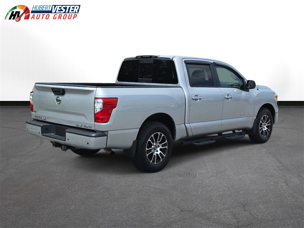 2021 Nissan Titan SV photo 6