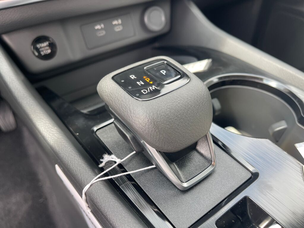 2026 Nissan Rogue SV photo 10