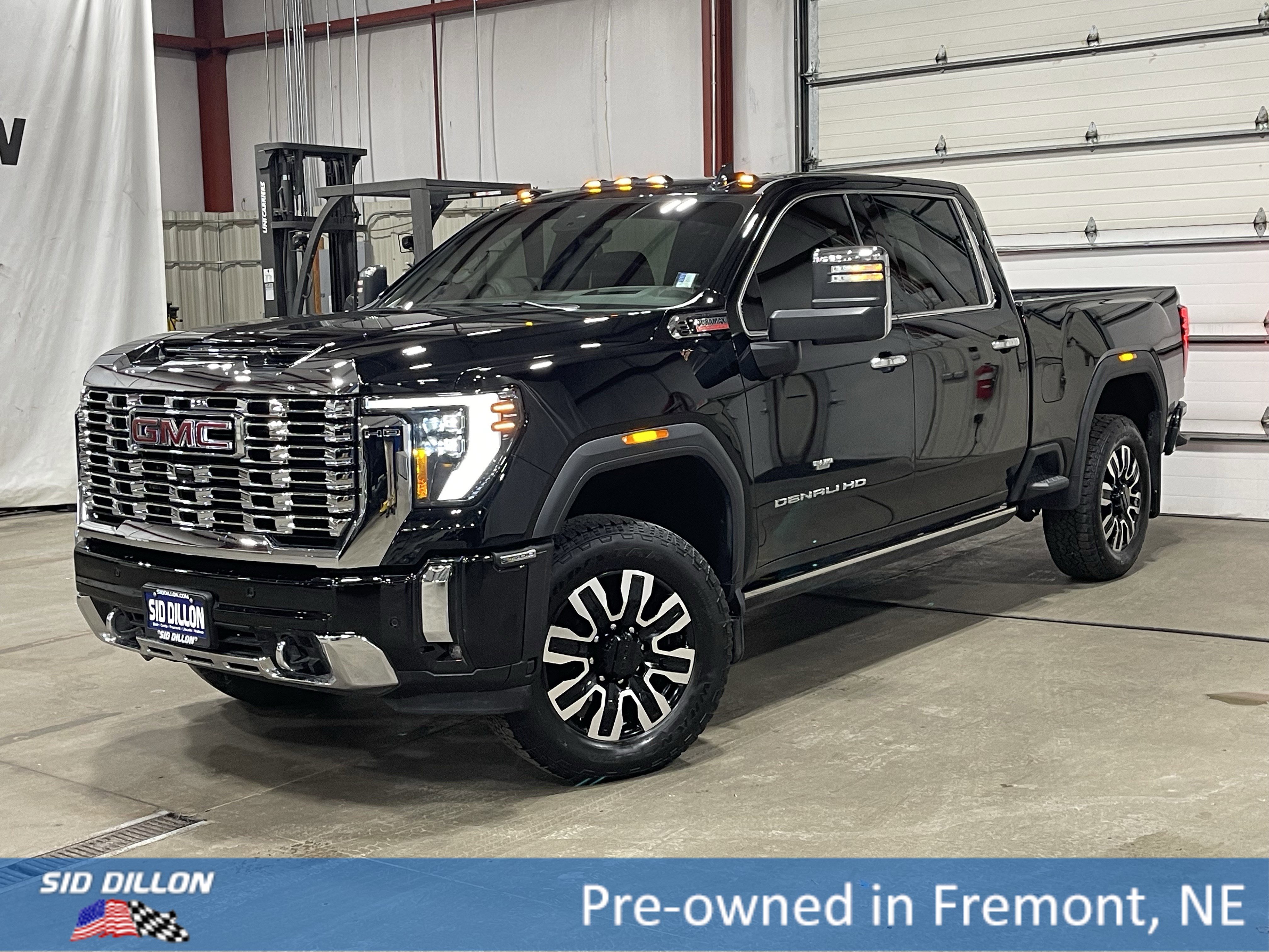 2025 GMC Sierra 2500HD Denali's photo