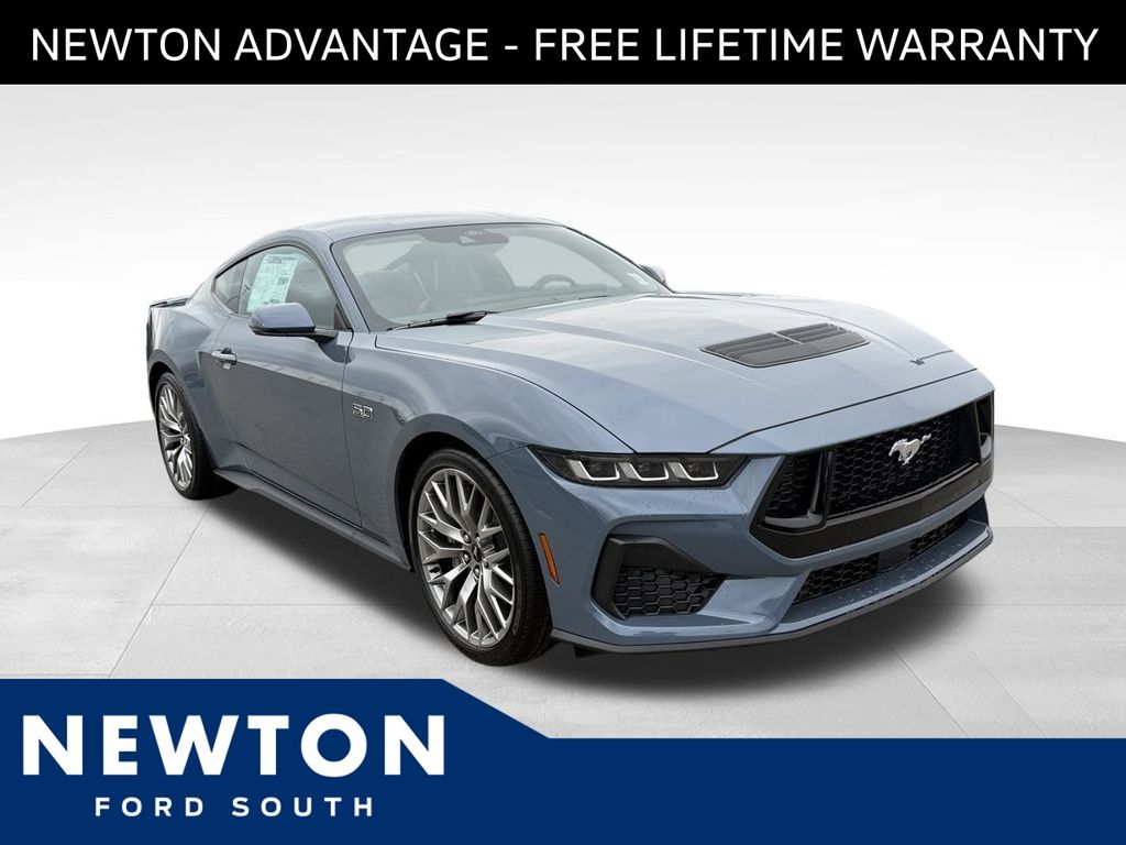 2025 Ford Mustang GT Premium's photo