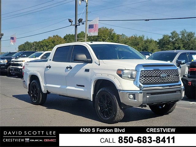 2018 Toyota Tundra SR5's photo