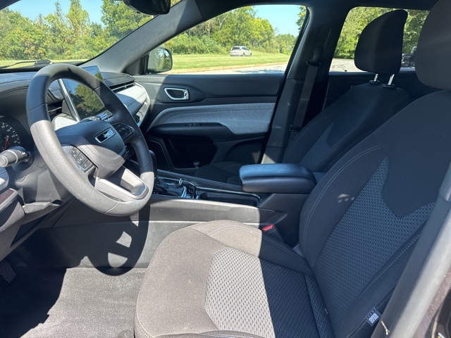 2023 Jeep Compass Sport photo 12