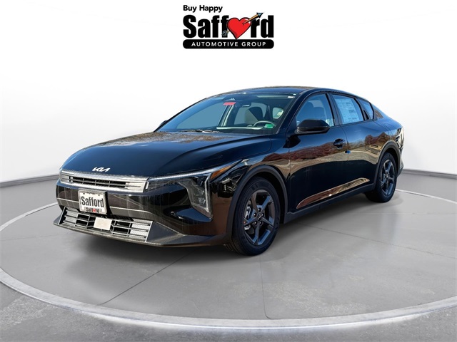 2025 Kia K4 LXS's photo