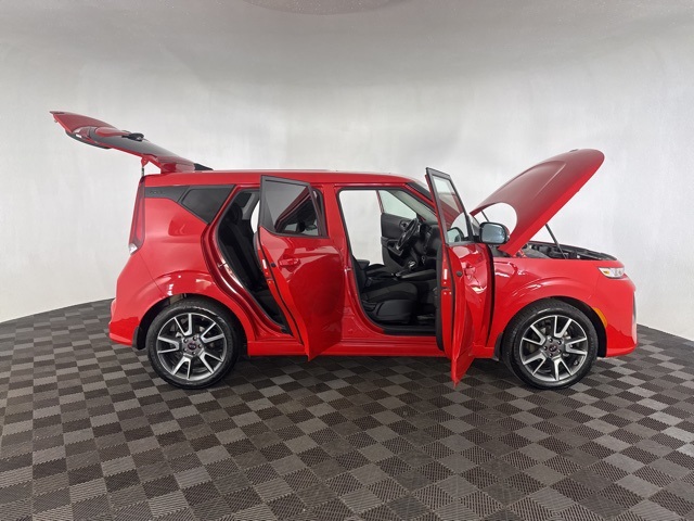 2020 Kia Soul GT-Line photo 12