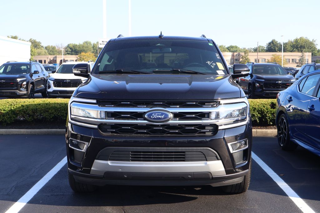 2024 Ford Expedition Limited photo 2