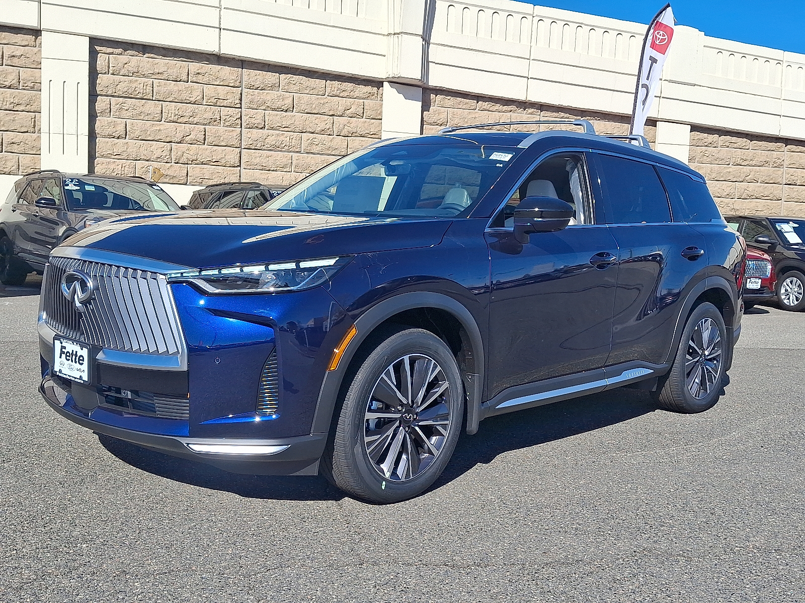 2026 INFINITI QX60 LUXE