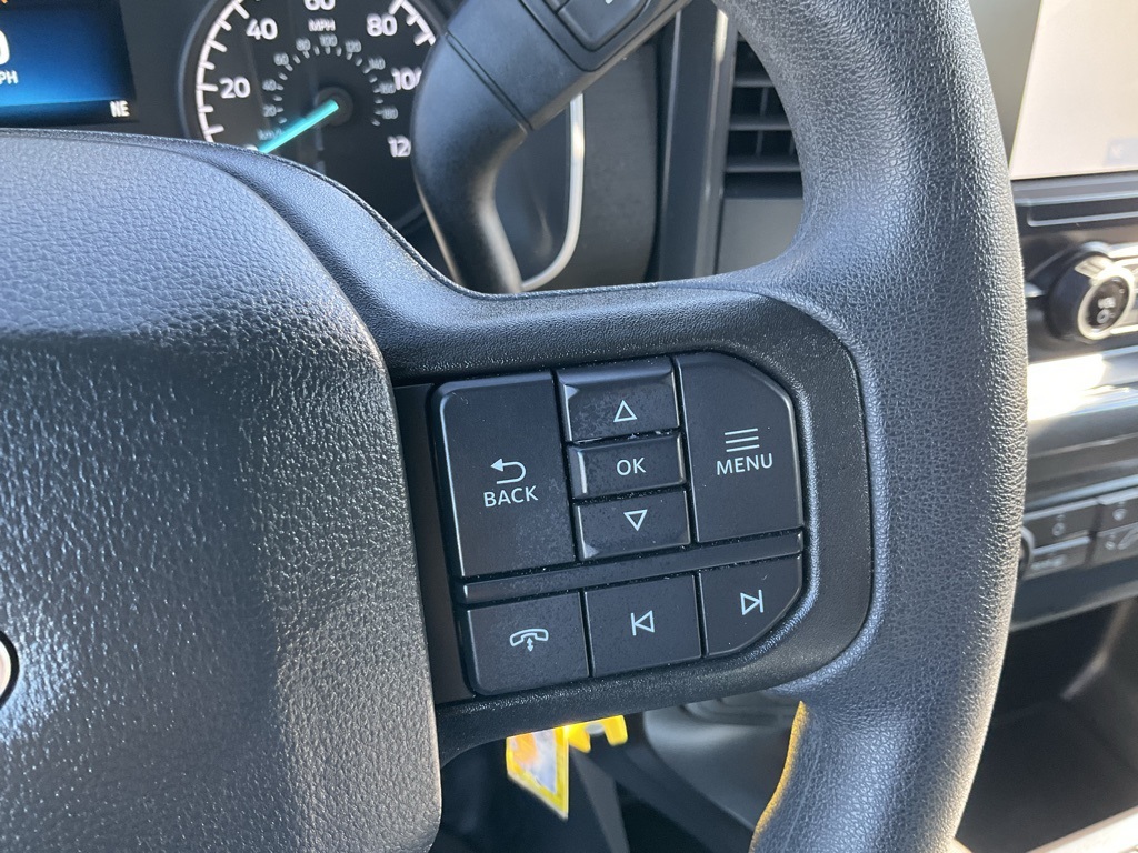 2022 Ford F-150 XL photo 4