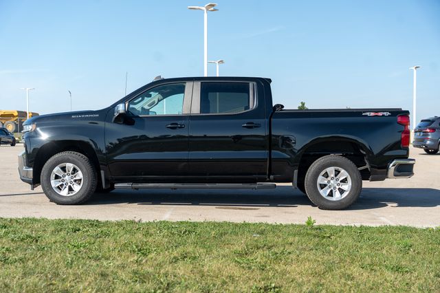2021 Chevrolet Silverado 1500 LT photo 4