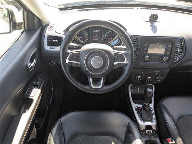 2017 Jeep Compass North Edition Latitude photo 16