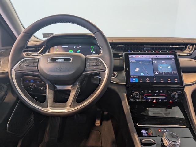 2022 Jeep Grand Cherokee Limited 4xe photo 16
