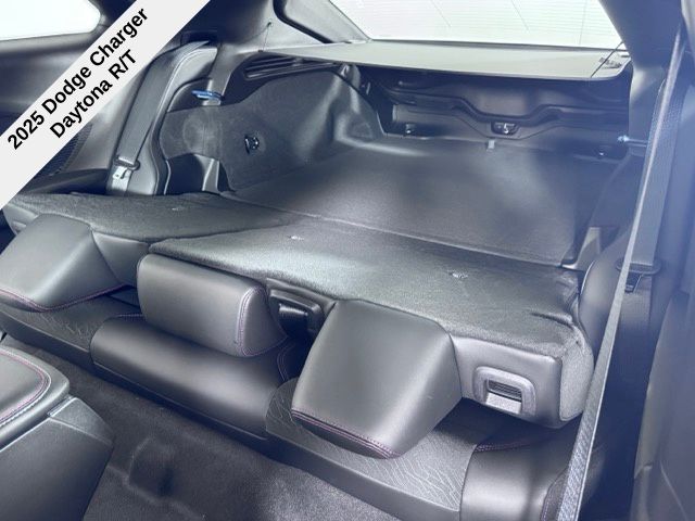 2025 Toyota RAV4 LE photo 28
