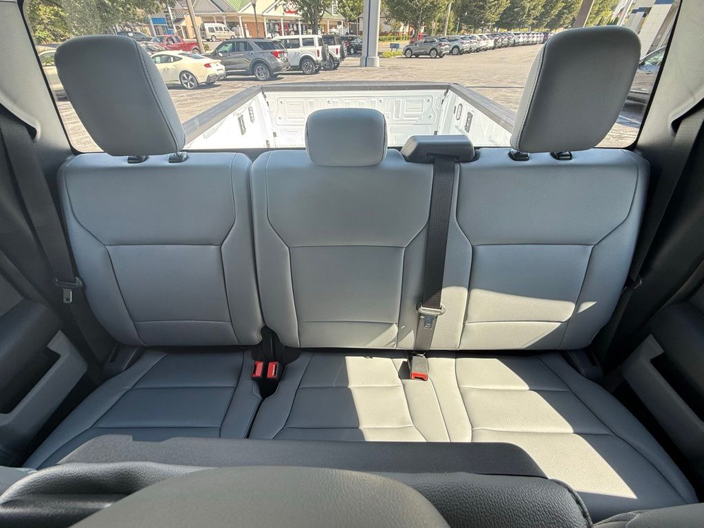 2026 Ford F-250 photo 26