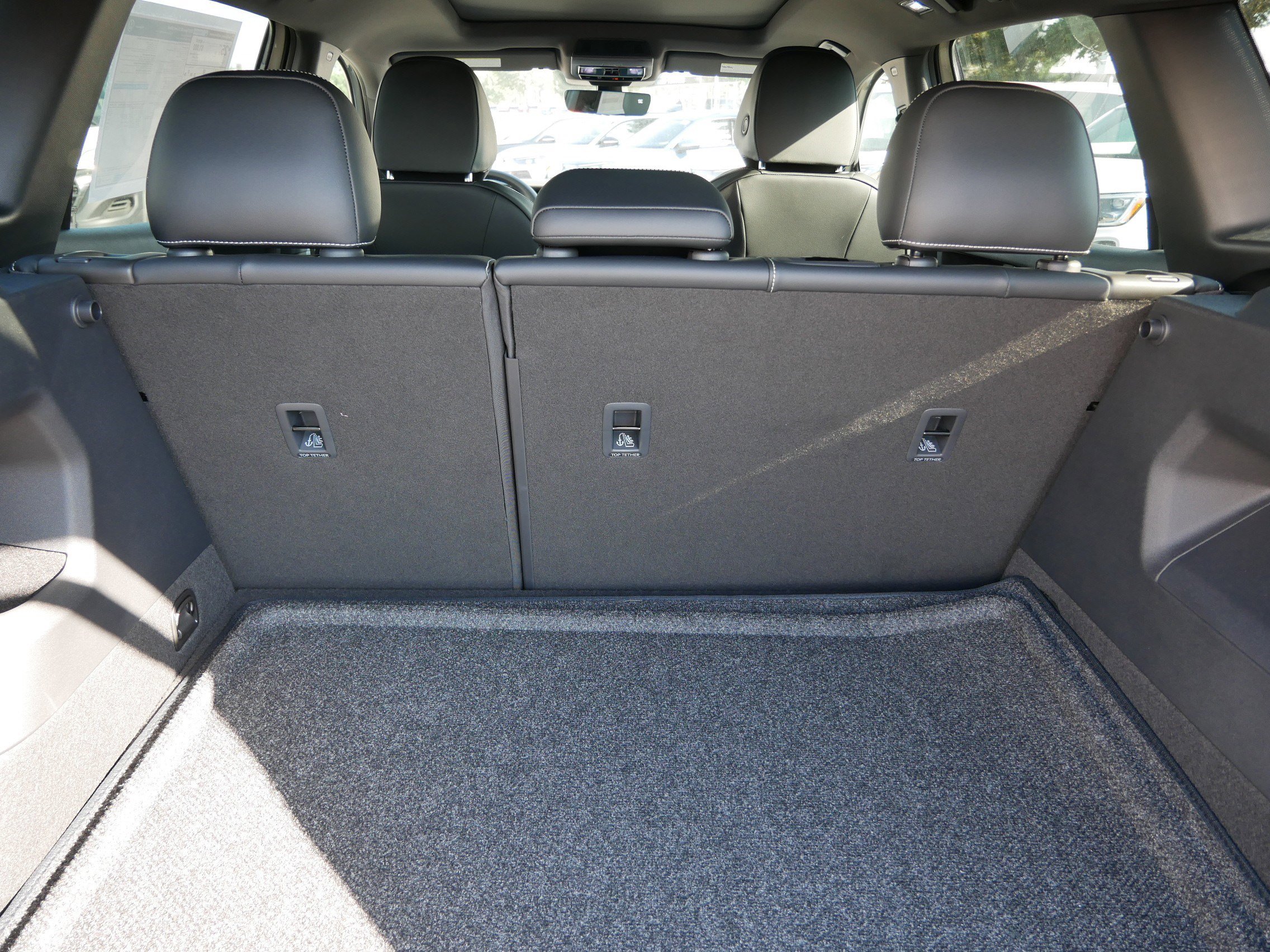 2025 Volkswagen Tiguan SE R-Line Black photo 6