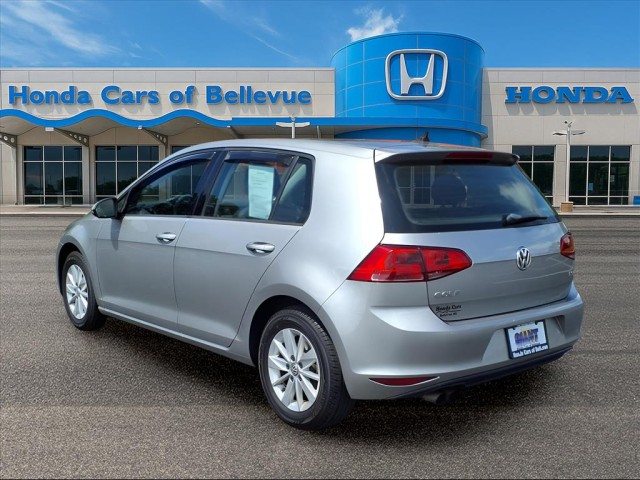 2016 Volkswagen Golf TSI S photo 3