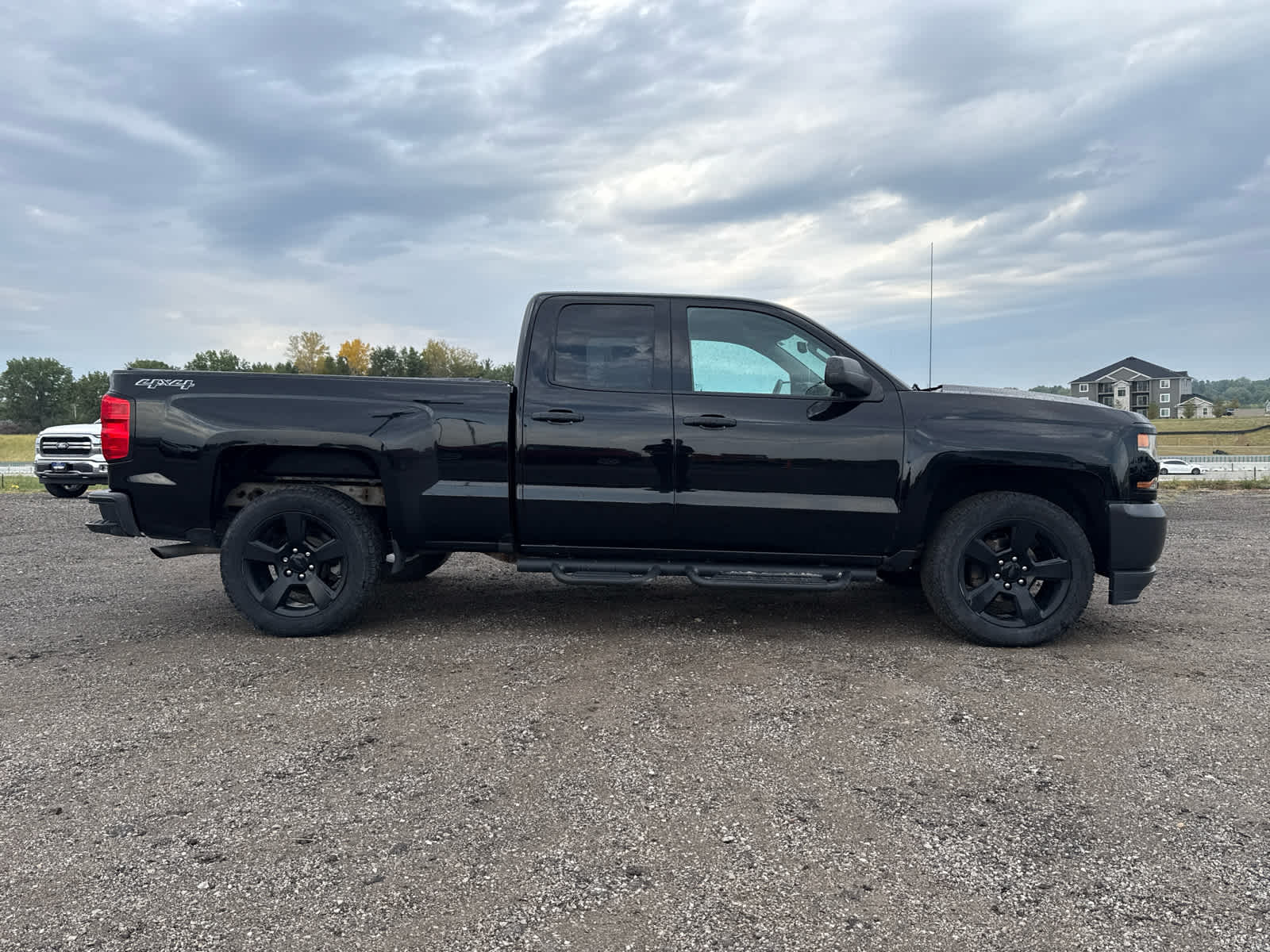 2018 Chevrolet Silverado 1500 LS photo 4