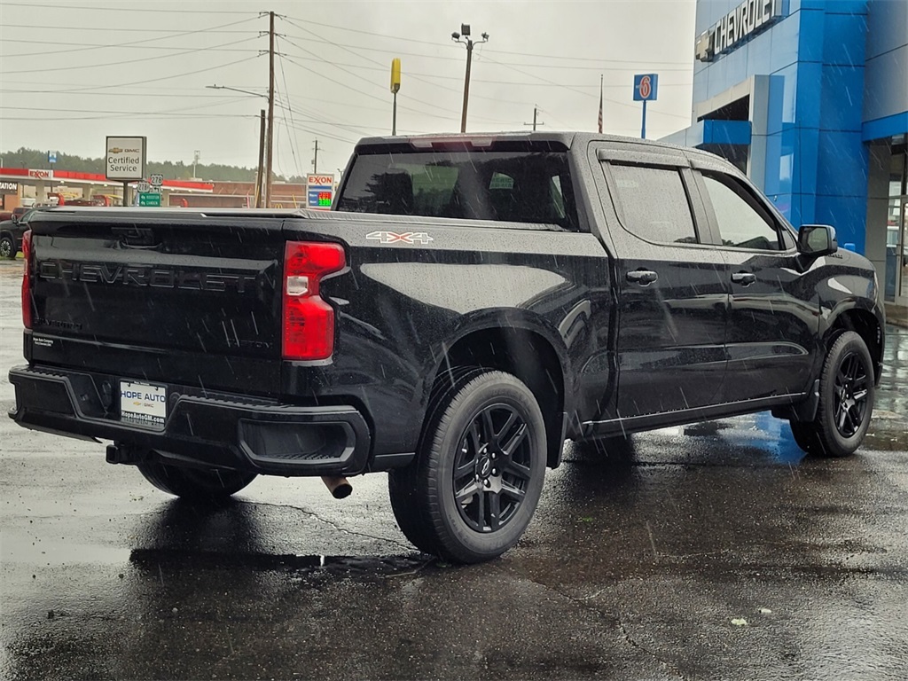 2023 Chevrolet Silverado 1500 Custom photo 3