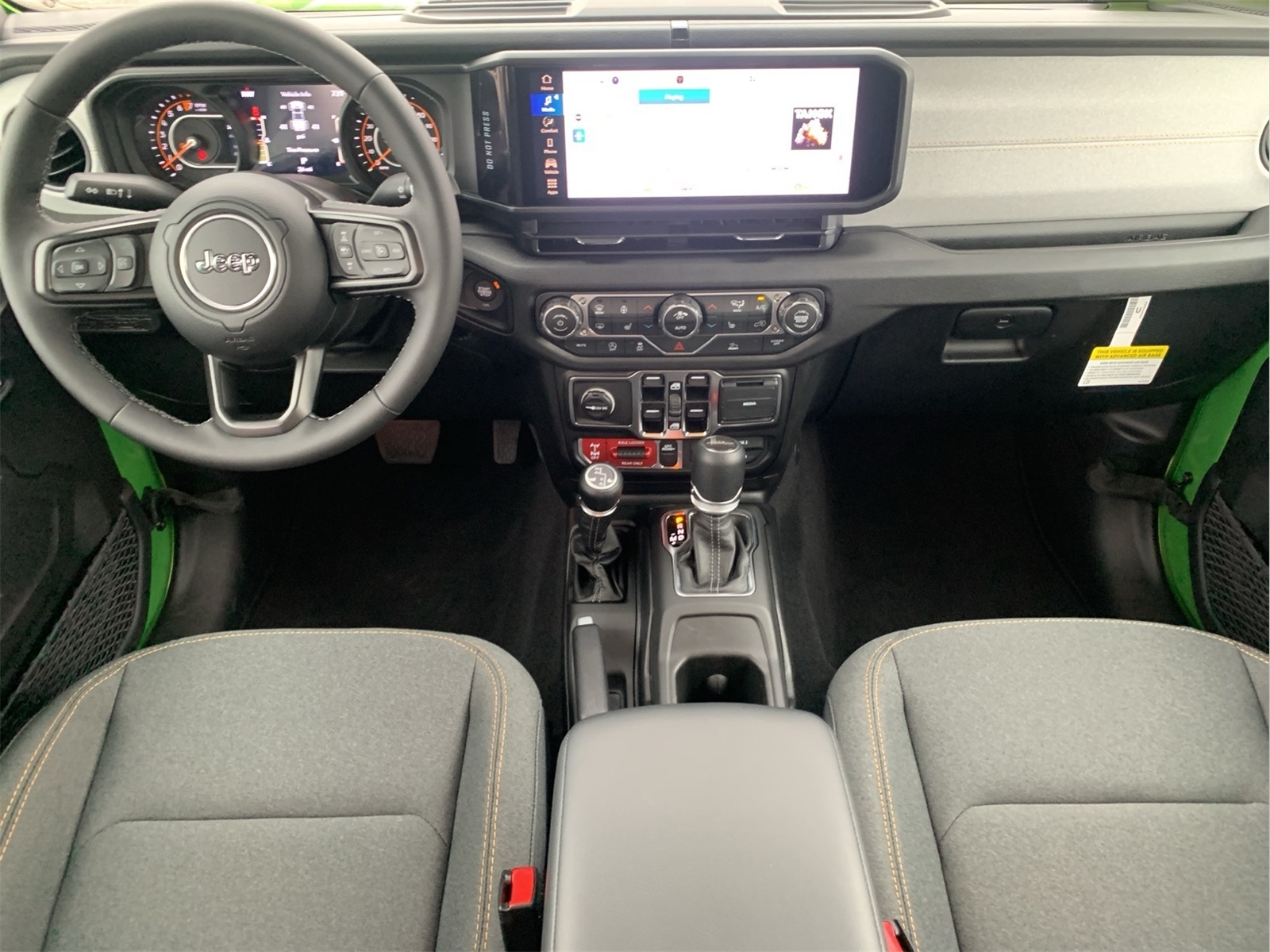 2025 Jeep Gladiator Willys photo 25