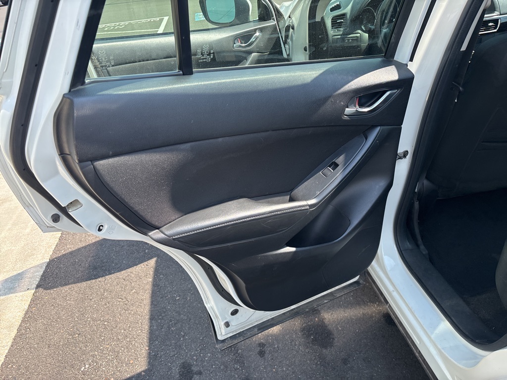 2016 Mazda CX-5 Sport photo 16