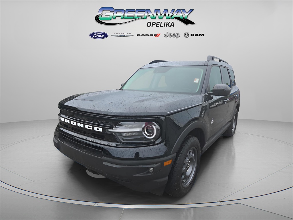 2024 Ford Bronco Sport Outer Banks photo 2