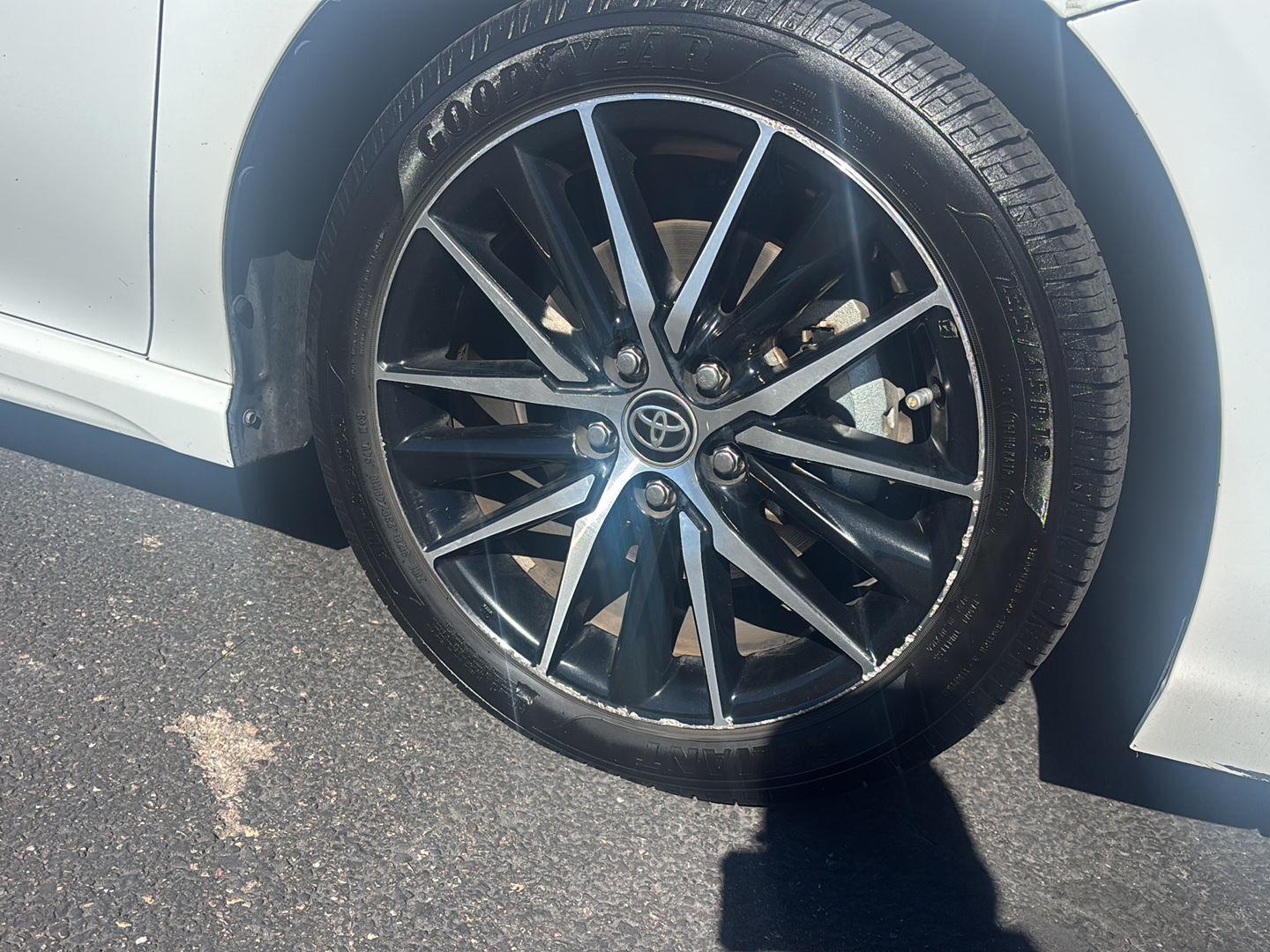 2021 Toyota Camry SE photo 7