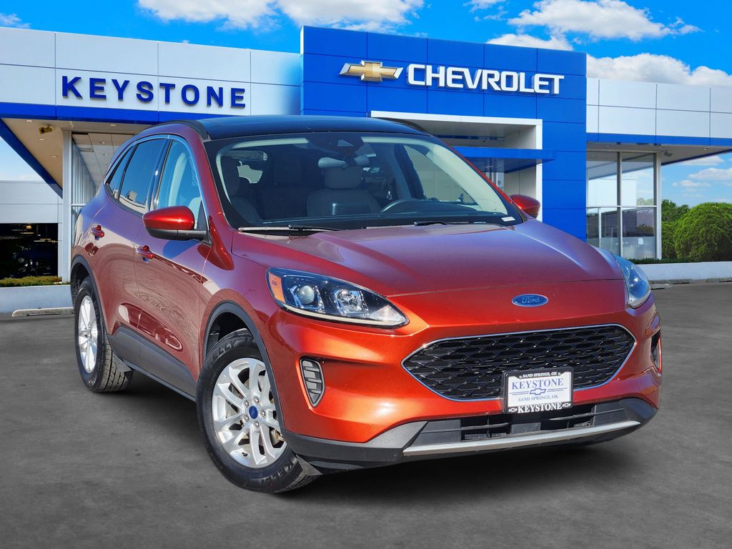 2020 Ford Escape SE's photo