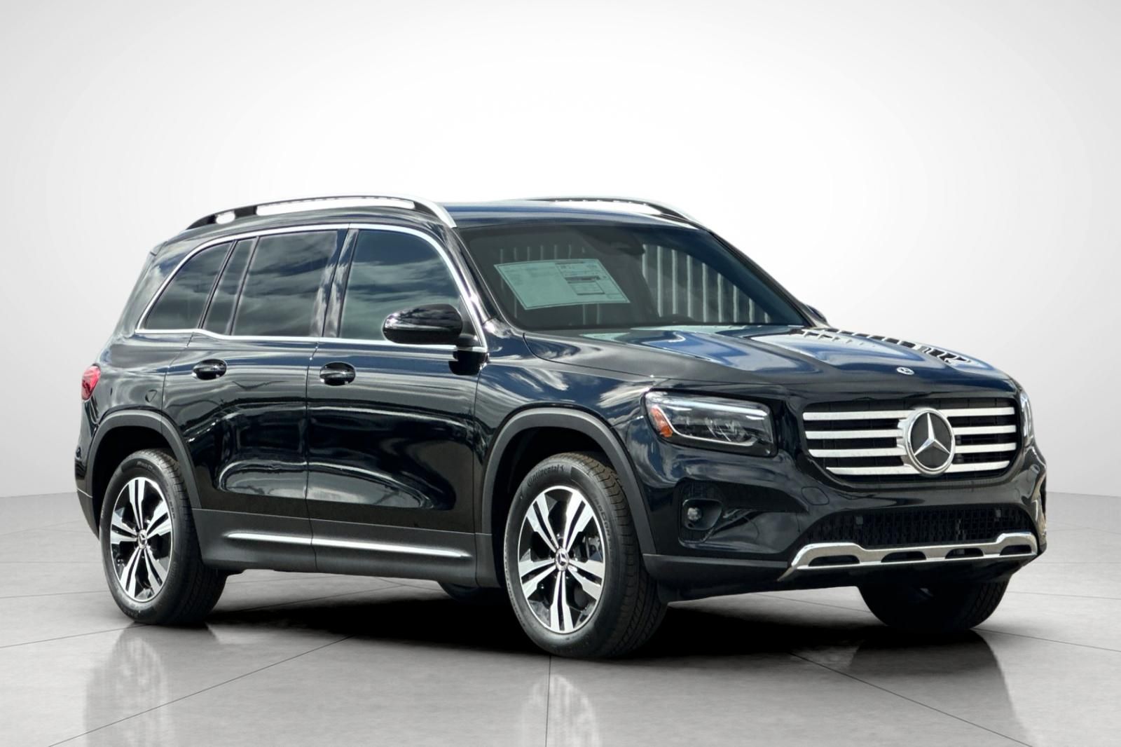 2025 Mercedes Benz GLB 250 photo 24