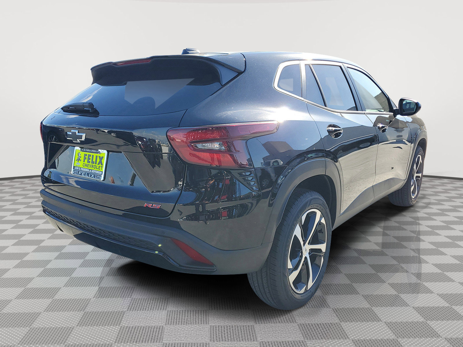 2026 Chevrolet Trax photo 2