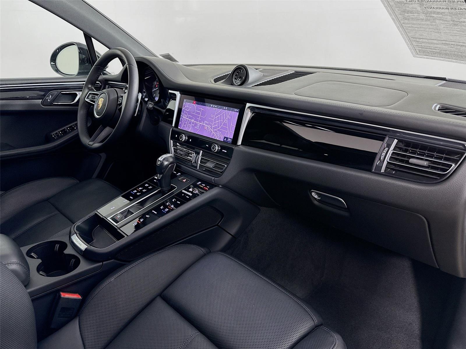 2023 Porsche Macan S photo 29