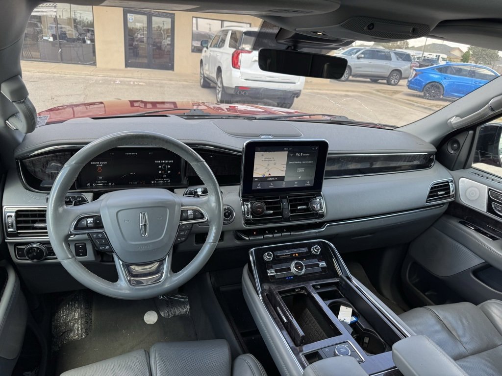 2020 Lincoln Navigator L Reserve photo 3
