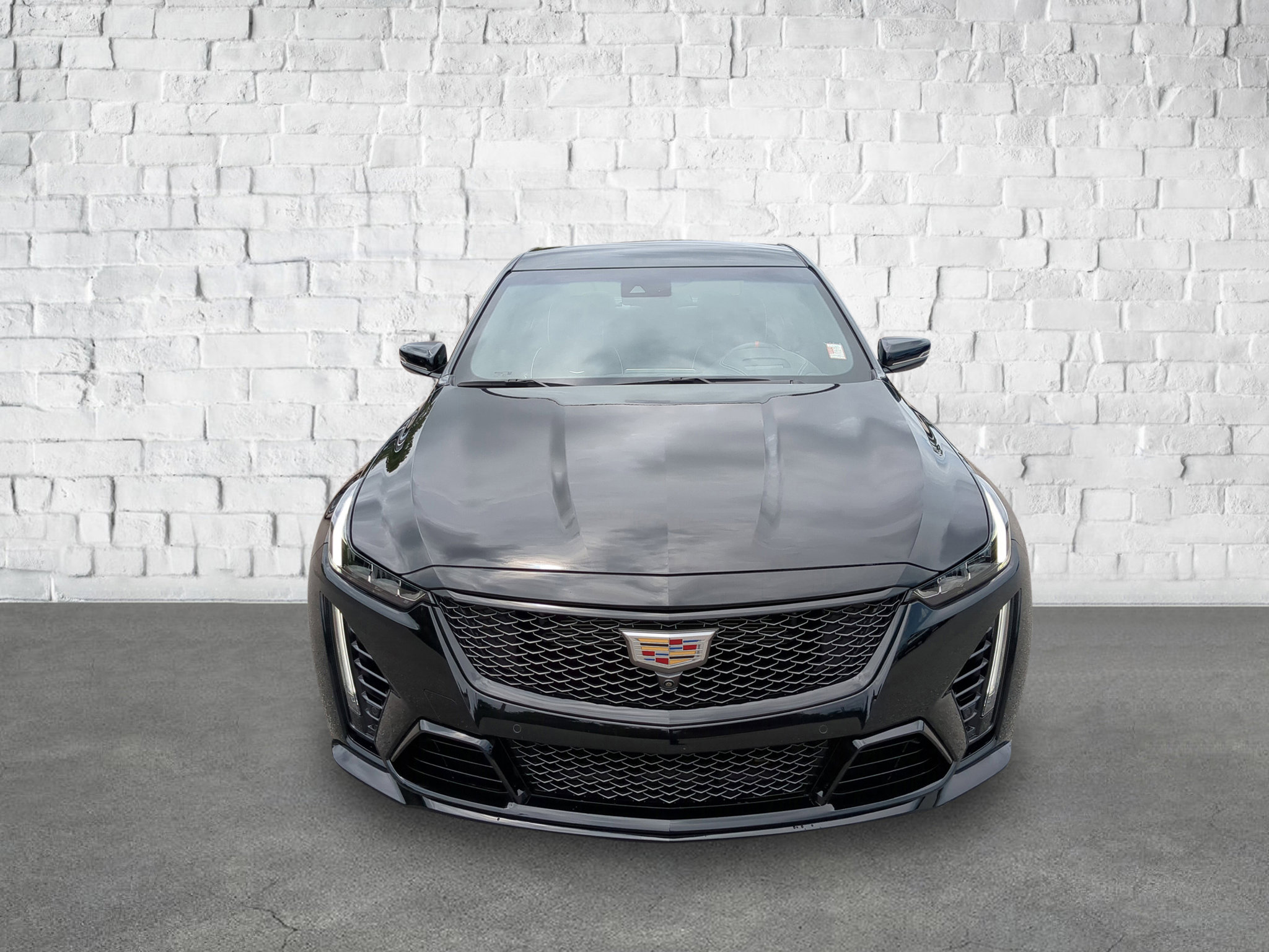 2023 Cadillac CT5 photo 2