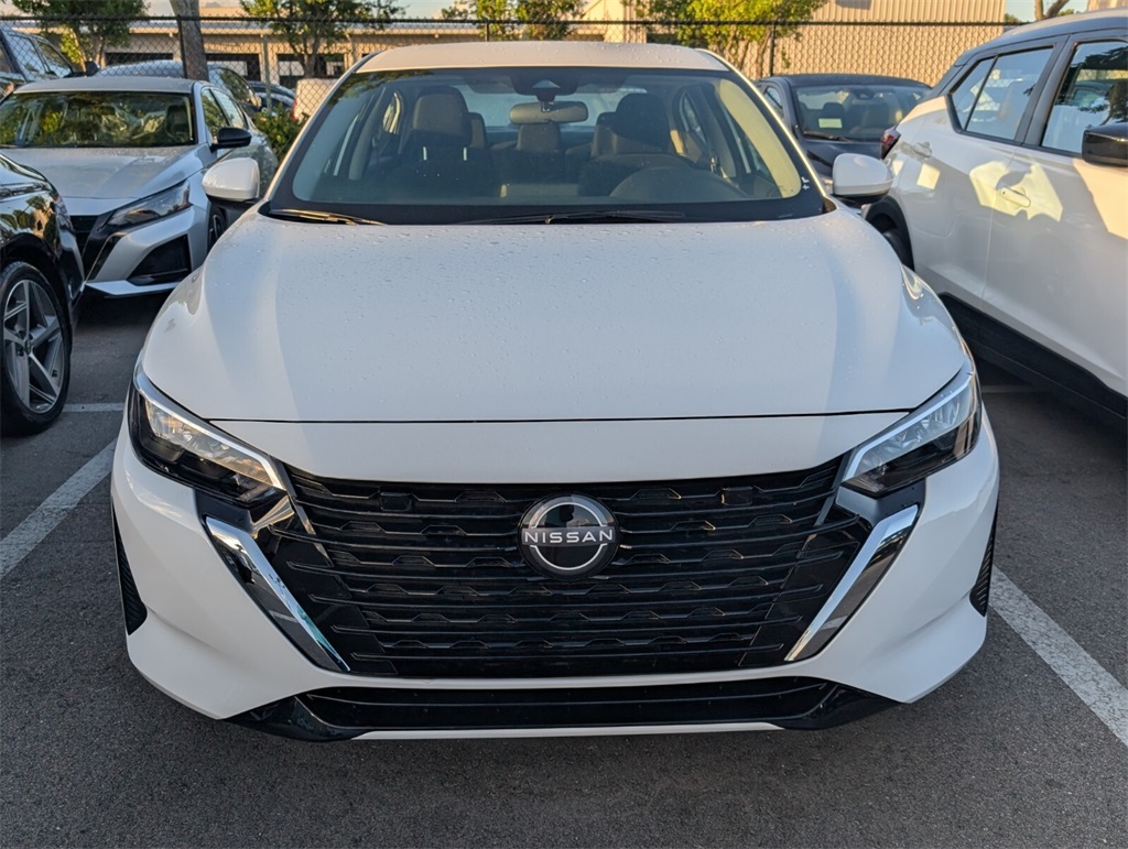 2025 Nissan Sentra S photo 2
