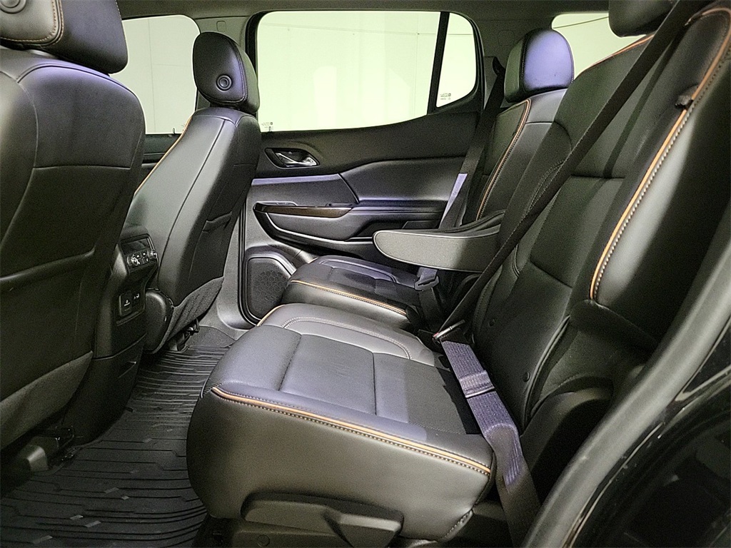 2023 GMC ACADIA - Image 16