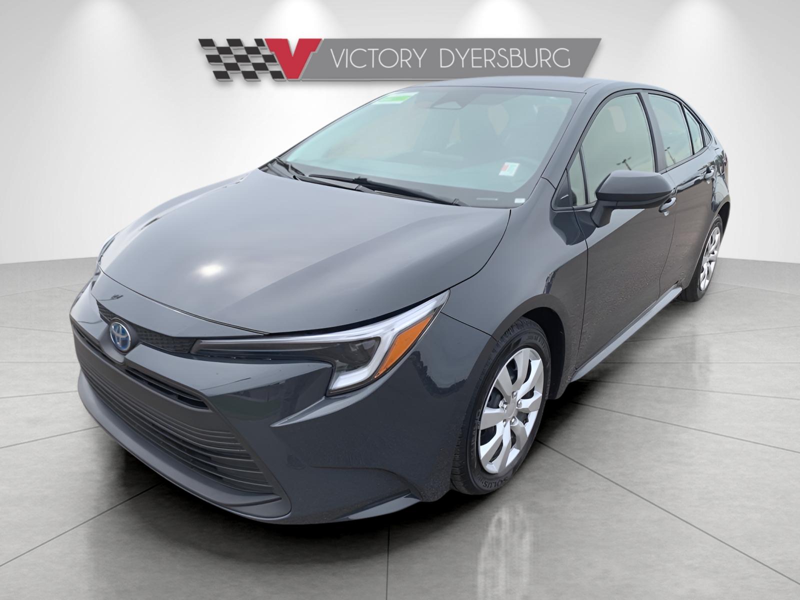 2025 Toyota Corolla Hybrid LE photo 3