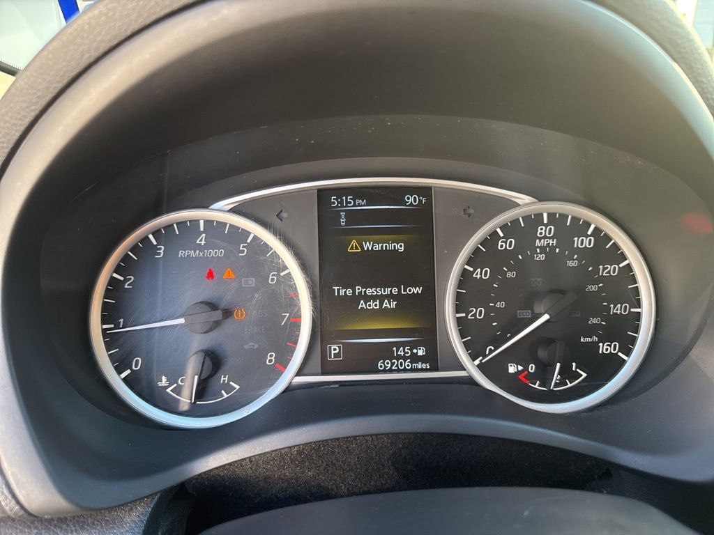 2018 Nissan Sentra SV photo 4